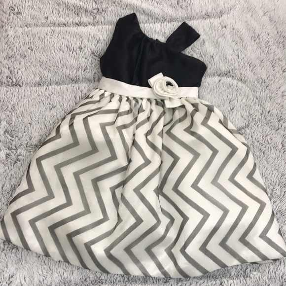 Jayne Copeland black and ivory girls dress size 7 - Picture 1 of 6